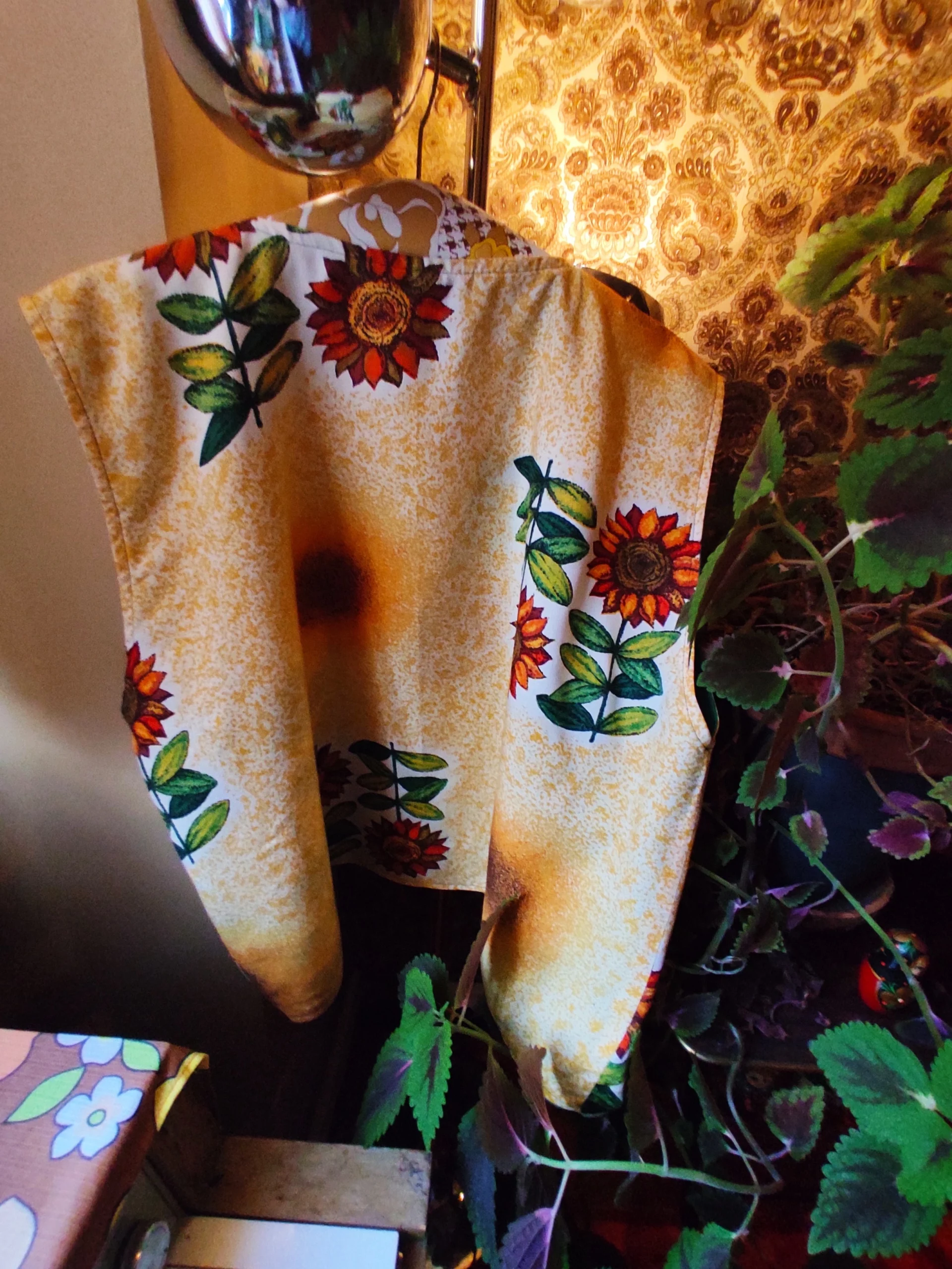 ✨ gilet oversize unique en tissu vintage ✨ ✨ gilet oversize unique en tissu vintage ✨