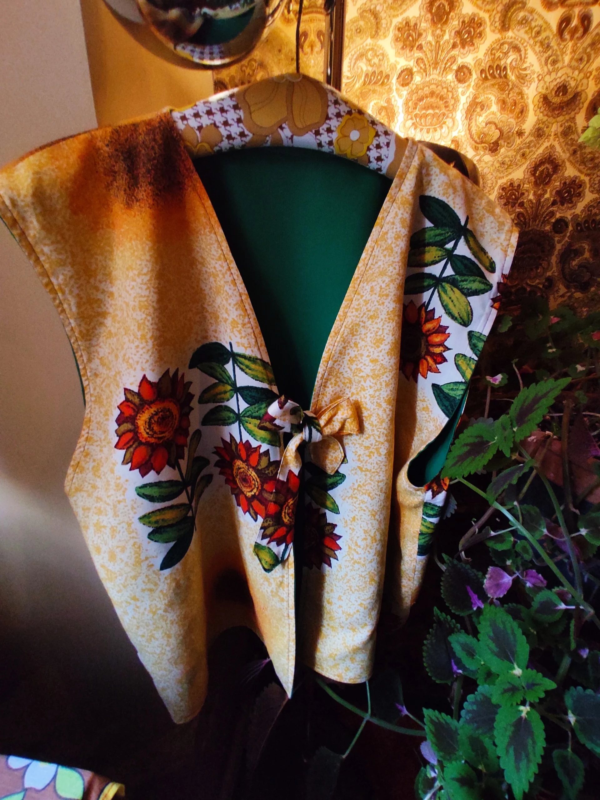 ✨ gilet oversize unique en tissu vintage ✨ ✨ gilet oversize unique en tissu vintage ✨