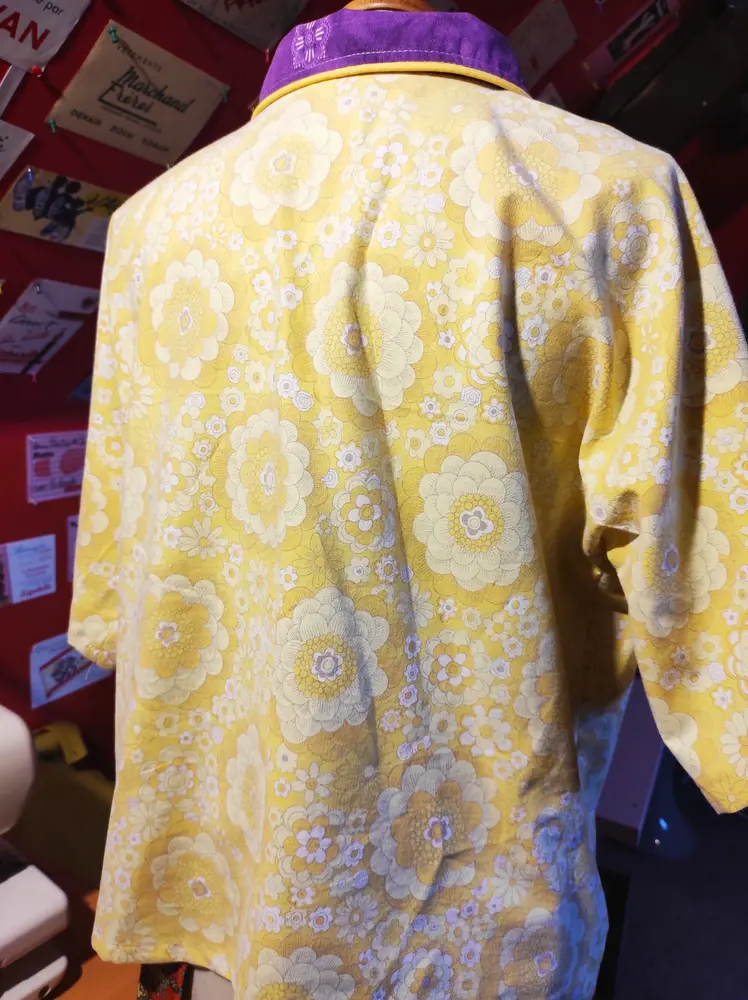 chemise "douceur vintage" en drap des années 70 chemise "douceur vintage" en drap des années 70