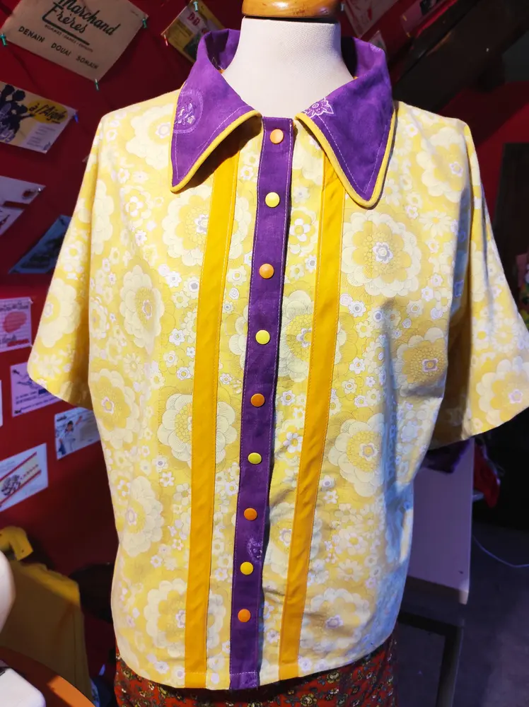 chemise "douceur vintage" en drap des années 70 chemise "douceur vintage" en drap des années 70