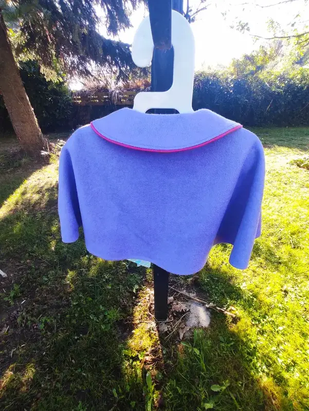 💜 cape épaules réversible en laine et draps vintage descamps 💙 💜 cape épaules réversible en laine et draps vintage descamps 💙