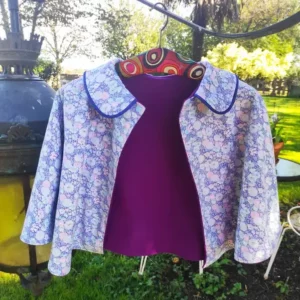 🌸 cape d’épaules réversible en polaire et tissu vintage fleuri