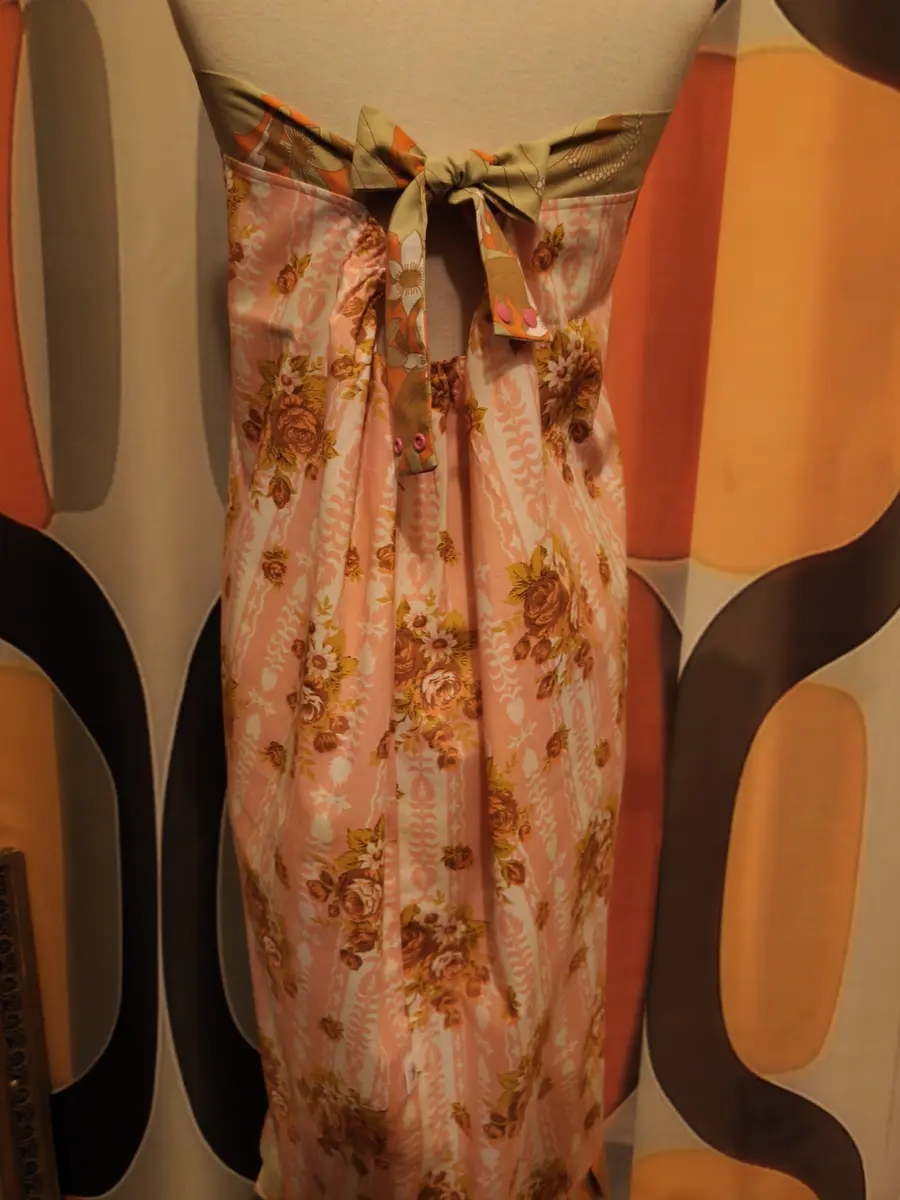 robe "métamorphose" – upcycling & modularité (pièce unique) robe "métamorphose" – upcycling & modularité (pièce unique)